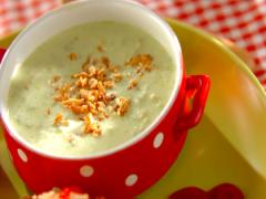 3分で栄養たっぷりスープの完成！ レンジでアボカドコーンスープ