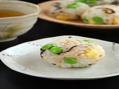 毎朝、ひとくち目のわくわくを。じっくり味わって食べたくなる簡単おにぎりレシピ