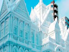 その迫力に圧倒される。中国のカラフル目を惹く「ハルビン氷祭り」が幻想的