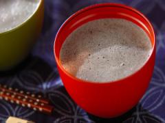 身体に優しい和スイーツ 黒ゴマと豆乳のお汁粉