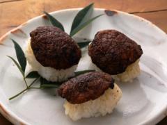 椎茸も立派な主役に!?「焼き椎茸のにぎり」