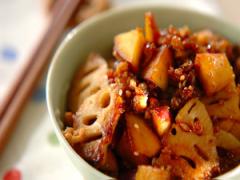 子どもも食べやすい！ ひき肉入りレンコンとサツマイモのきんぴら