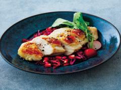 チキンブレスト紫コールスロー添え