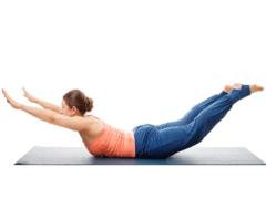 【1ポーズ30秒】背中・お尻を引き締めるVの字ポーズ