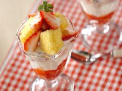 ママ友のおもてなしに最適！ 15分でできる、イチゴのグラスケーキ