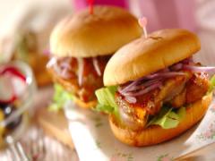お花見やピクニックに持っていきたい！ ハニーマスタードチキンバーガー