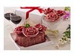 SNSで話題！“肉“で祝う、ケーキならぬ“肉ケーキ”＆花束ならぬ“肉ブーケ”ついに牛角