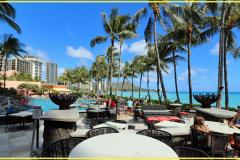 オーシャンフロントでププ＆ドリンク！最高の贅沢をチープに楽しめる人気レストランはこ