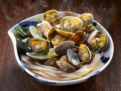 絶品「ご当地うどん」を食べ比べ！「日本一のうどん」が決まる、「うどん天下一決定戦」