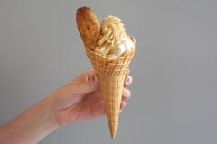 北海道銘菓「わかさいも」を丸ごとドン！“恋”を呼ぶ「コイソフ」に秋バージョン仲間入