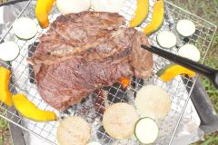 美肌や貧血予防に欠かせないお肉！BBQでも役立つ、おいしいステーキの焼き方