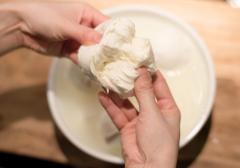 週末はモッツァレラチーズパーティー！チーズぎっしりの絶品サンドイッチ