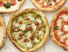 LA発カスタムピザ「800°ディグリーズ」南青山に2号店　“黒グルメ”も限定登場