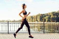 歩くだけでヒップアップ！“〇〇〇”の柔軟性を高めて、美しい歩き姿勢に