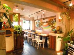 下北沢から世界旅行へ！？デートで行っても楽しい♡驚きのカフェ