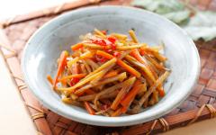 きんぴらごぼうの残りで！ ごぼうのクリームパスタ