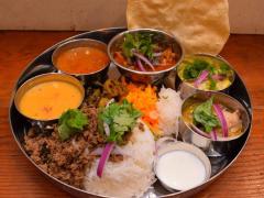 女猟師が作る絶品「エゾシカのキーマカレー」は、カレー好きをジビエ好きにさせるウマさ