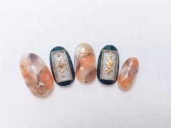 大理石と額縁風の高級感漂うデザイン【365日ネイル】 |