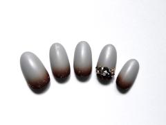 グレー×ブラウンで大人シックに【365日ネイル】 |