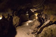 1日で大満足。東京とは思えない「日原鍾乳洞」が神秘的で美しい