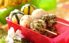 レジャーやお弁当に最適！ 簡単でオシャレなおにぎりレシピ