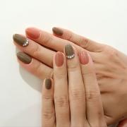温かみある洗練デザイン♡ネイルに“パール”を取り入れてみませんか？