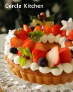 クリスマスに作りたい♡フルーツたっぷりリースタルトレシピ