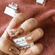 駆け込みOK♡クリスマスからお正月まで楽しめる金箔ネイルデザイン