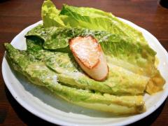 メキシコ発祥の元祖「シーザーサラダ」が世界レベルのうまさ！週2日ランチだけ営業の『シ