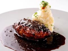 肉々しさハンパなし！ 極上「ハンバーグ」にファン続出の洋食店が上野に誕生