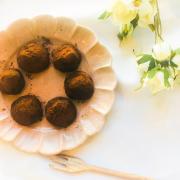 中からチョコがとろ～り！レンジで簡単「生チョコ大福」【柏原歩のトレンドレシピ】