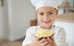 「ママ、おいしい〜！」子どもを待たせずパパッと作れる「ホットな冬のおやつ」