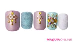 シャンデリア級の輝きを放つ、「ウィンターパステル」ネイル | lMAQUIA