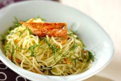 手抜き感ナシ！ 忙しい日の時短レシピ「お茶漬けパスタの焼きタラコのせ」