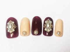 ワイン会には、指先もボルドーのビジューネイルで【365日ネイル】 |