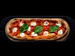 ピザ業界の固定概念を覆して急成長！ クールで健康志向が魅力の『＆pizza』