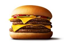マクドナルド、王者ダブチへの挑戦者「ダブダブチ」4枚ビーフでボリューム満点