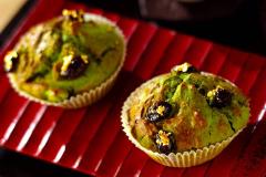 手土産にもぴったり！ 抹茶色が美しい「お正月マフィン」