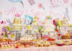 名古屋の人気いちごデザートブッフェ延長決定、不思議の国×イースターが融合