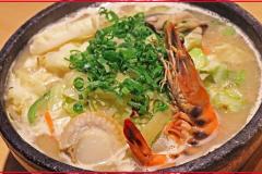 冬のハワイで食べたいのはこれ！身も心も温まる「ワイキキ横丁」のあったか料理