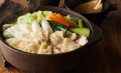 残り野菜と煮込むだけ！おいしい＆アレンジも楽しいお鍋レシピ