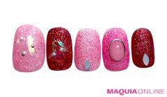 カラフルなスイーツみたいに、ポップな「ミレニアルピンク×レッド」ネイル | lMAQUIA