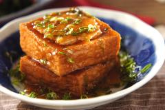 満足度が高いヘルシーレシピ 「厚揚げのひき肉詰め」