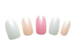 水色＆ブルーネイル16選｜シンプルな単色ネイルからフレンチやドット柄までセルフでできる