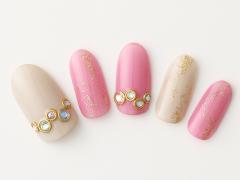 【365日ネイル】仕事帰りに予定あり♪ 足取りも軽やかになるカラフルストーンアート |