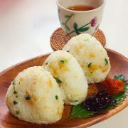 ハマる理由は簡単なのに絶品だから♡話題の「#たぬきおにぎり」知ってる？