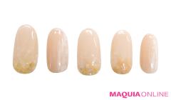 愛されフェミニンな「ピンクベージュ」ネイルで、モテをさりげなく狙って！ | lMAQUIA