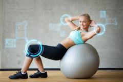 座っているだけで体幹トレーニング！バランスボールで楽やせ