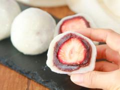 ふわモチ食感は自家製ならでは！イチゴが旬の今こそ作りたい、求肥から手作りする「イチ
