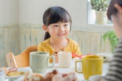 携帯に便利なプチ豆乳「まめちち」や「ベジブロスのスープ」など、子どもにやさしい自然